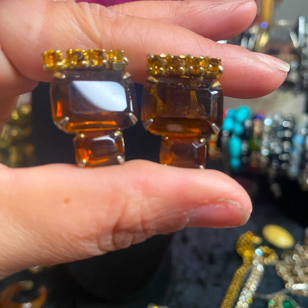 Juliana set Vintage amber glass earrings and broach